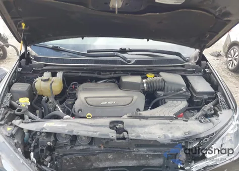 2017 Chrysler Pacifica Limited z USA, uszkodzony, nr VIN 2C4RC1GG1HR539025